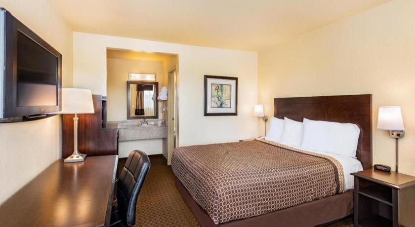 Lemon Heights Inn Tustin Zewnętrze zdjęcie